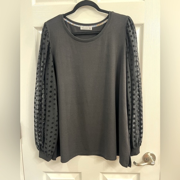 2x black sweater with mesh polkadot sleeves like new - Picture 2 of 4